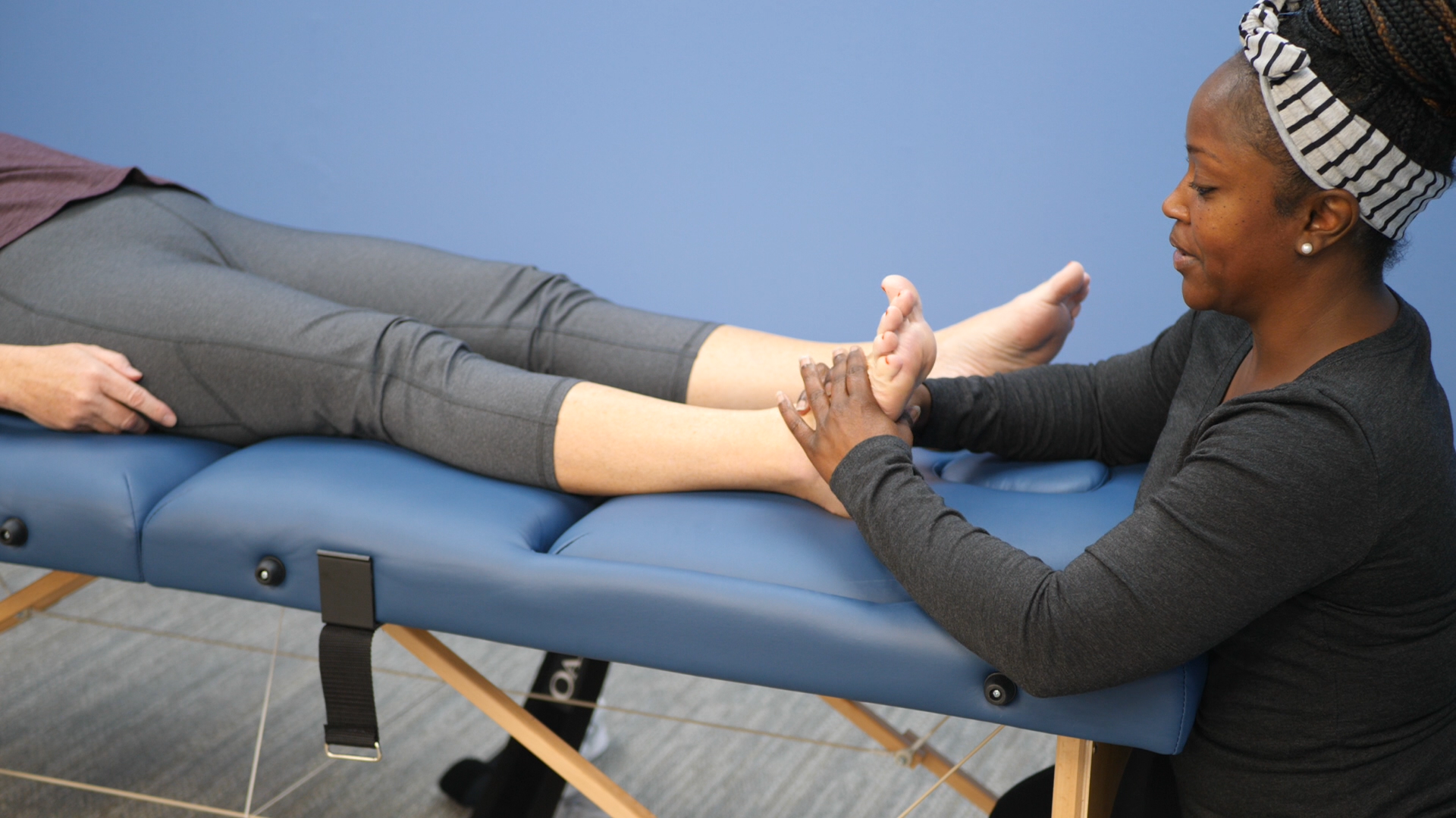 Foot reflexology at Knot Me